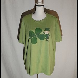 Savvy Lucky Tee